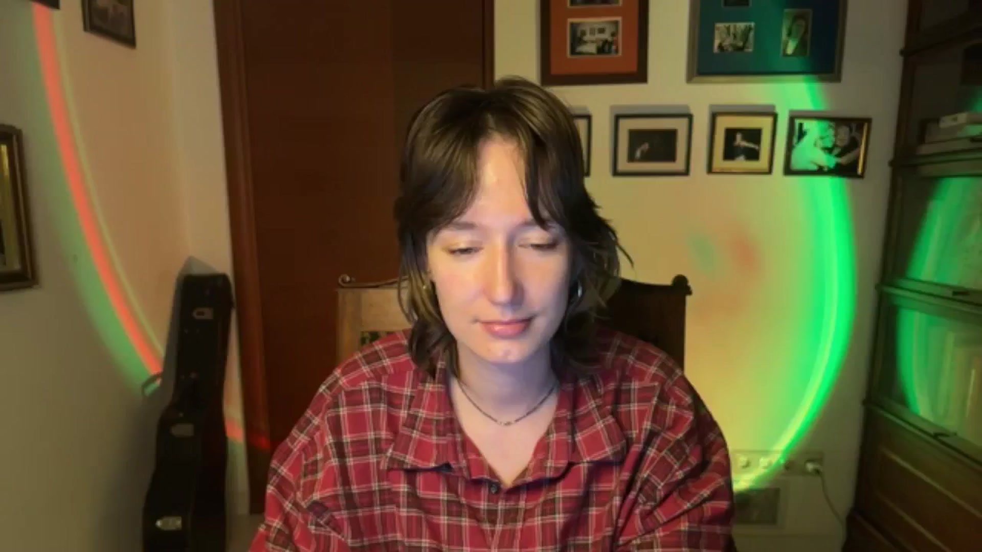 Gallery image thumbnail from LoooneyTunes's myfreecams stream on, 12/23/2025, 16:16 image 19 of 20
