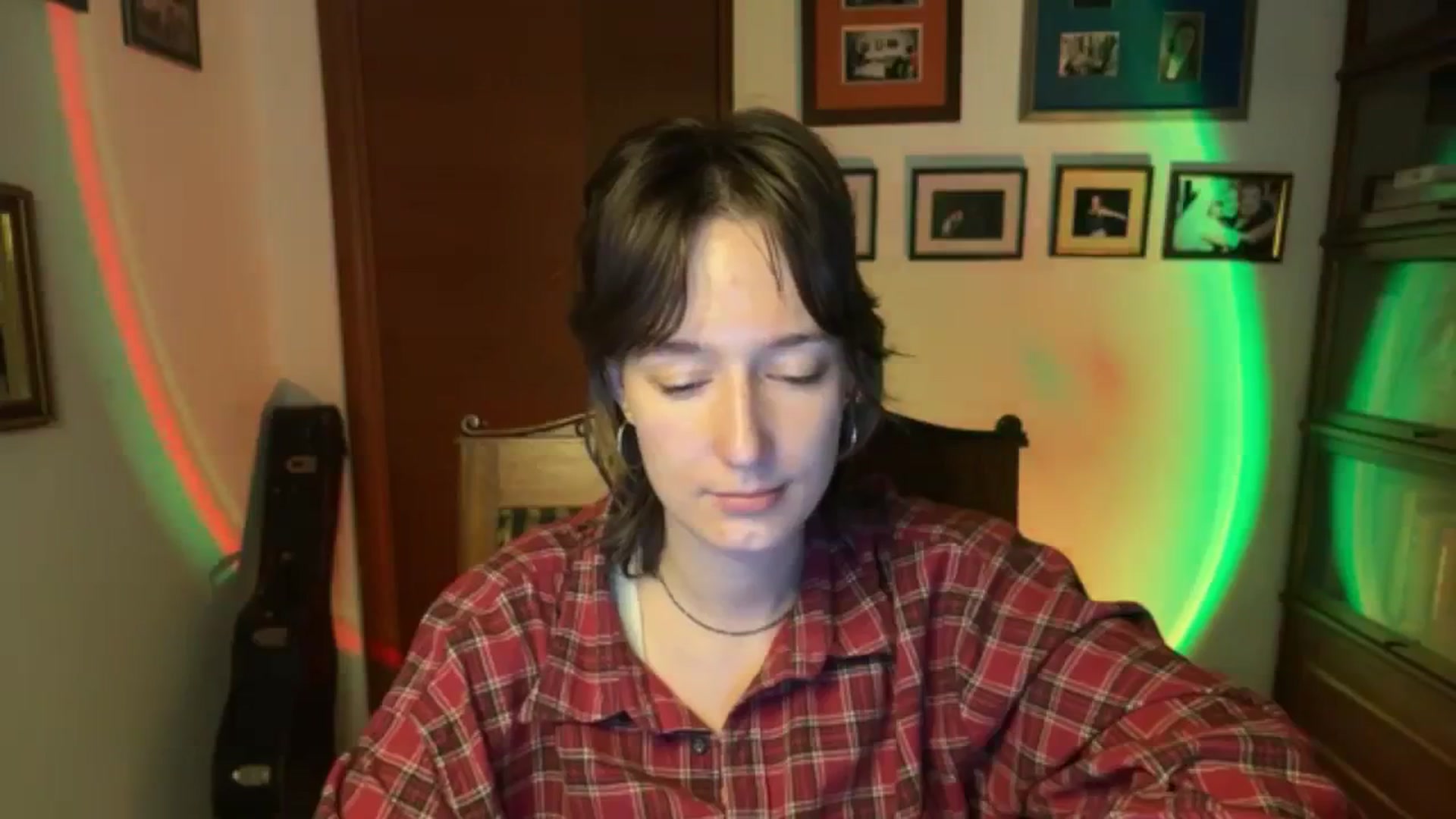 Gallery image thumbnail from LoooneyTunes's myfreecams stream on, 12/23/2025, 17:46 image 17 of 20