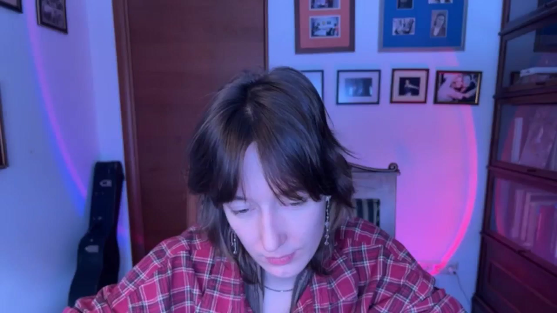 Gallery image thumbnail from LoooneyTunes's myfreecams stream on, 01/10/2026, 09:33 image 18 of 20
