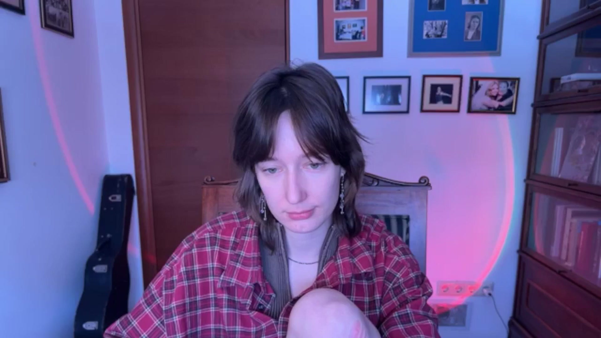 Gallery image thumbnail from LoooneyTunes's myfreecams stream on, 01/10/2026, 10:06 image 19 of 20