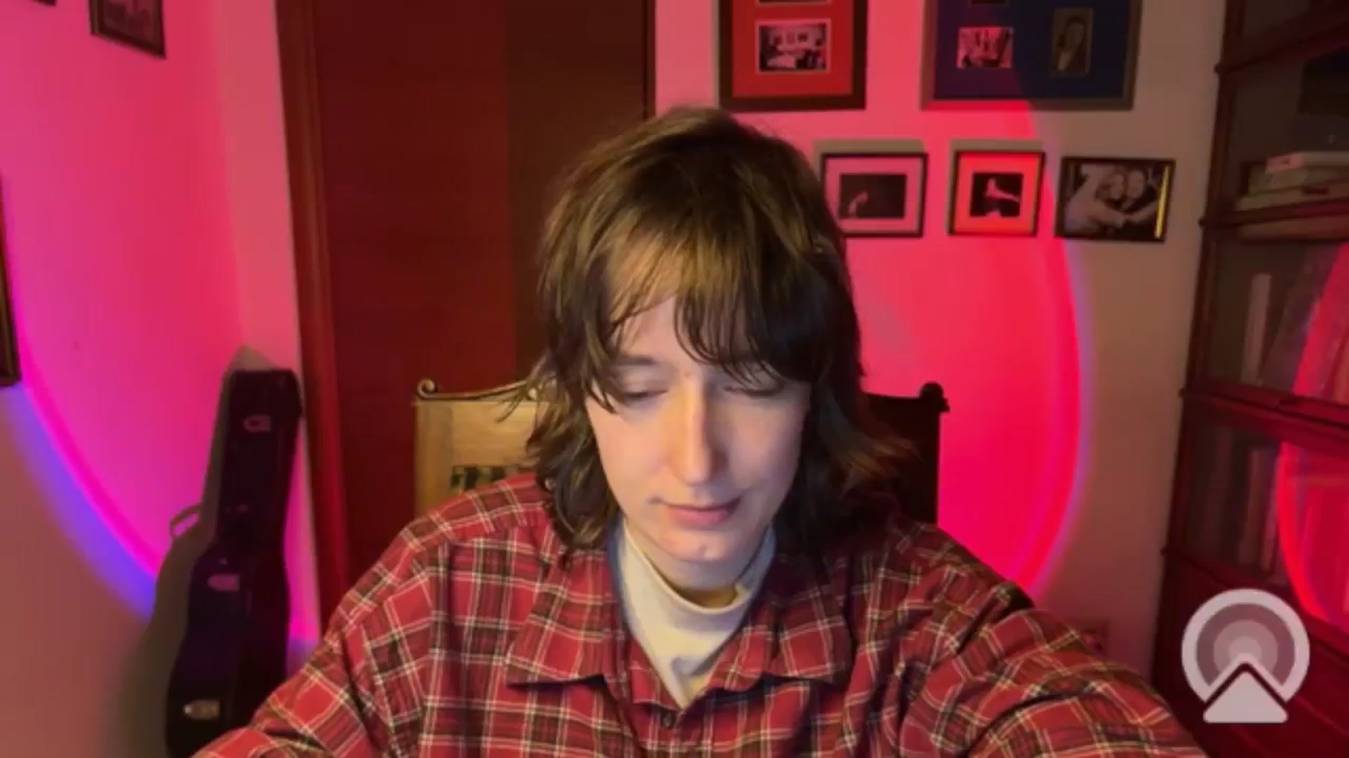 Gallery image thumbnail from LoooneyTunes's myfreecams stream on, 01/16/2026, 24:58 image 18 of 20