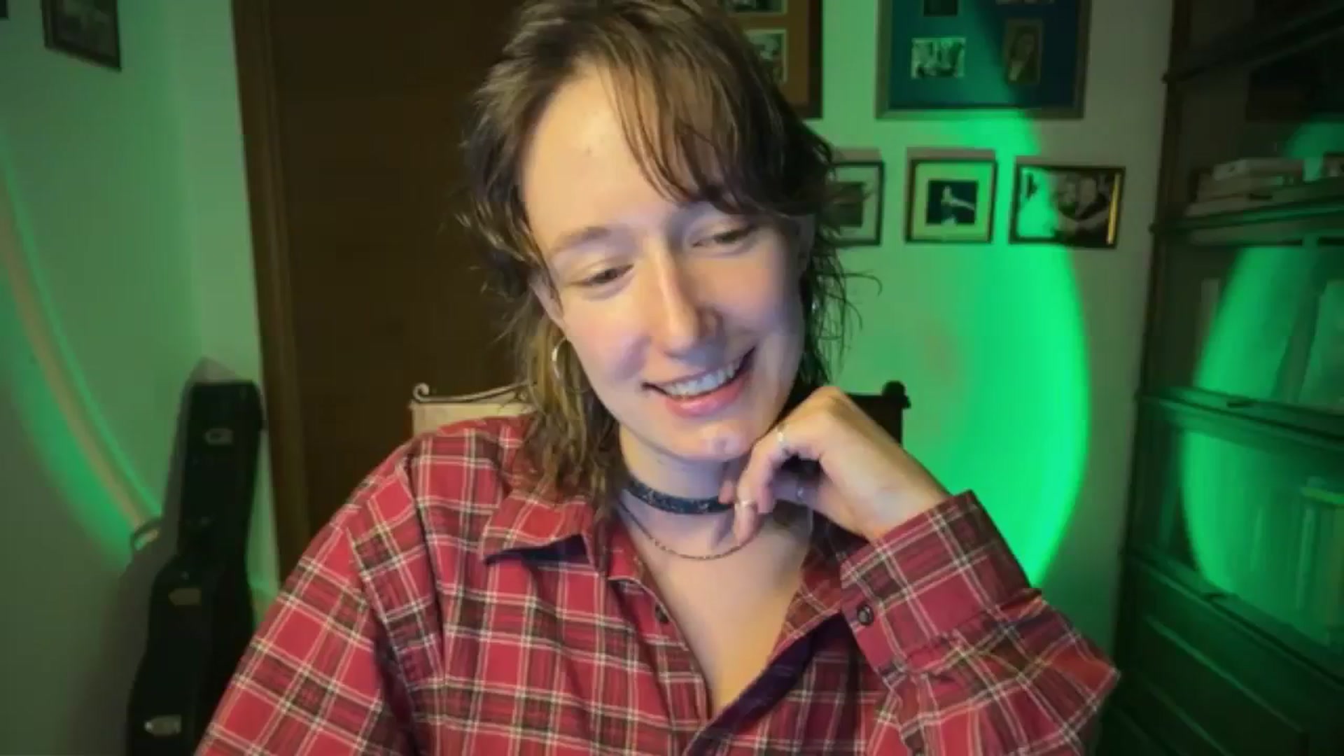 Gallery image thumbnail from LoooneyTunes's myfreecams stream on, 01/18/2026, 02:13 image 16 of 20