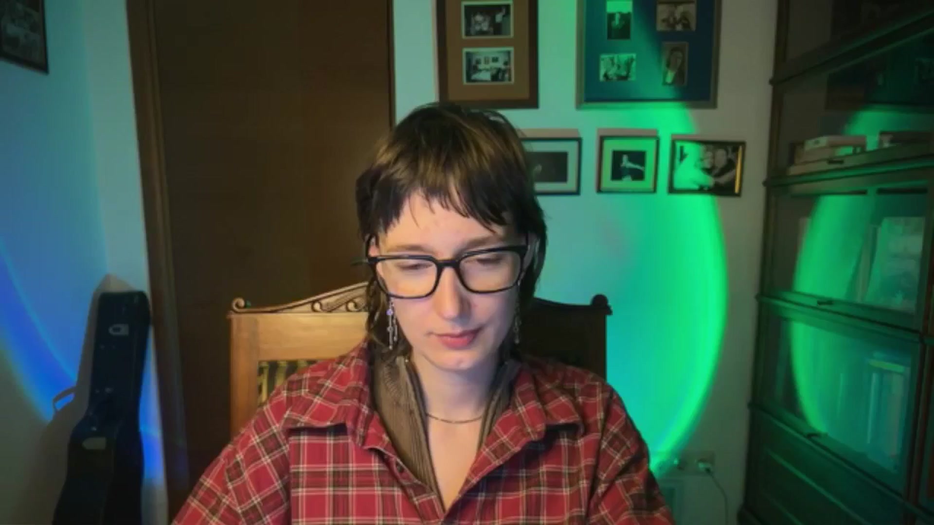 Gallery image thumbnail from LoooneyTunes's myfreecams stream on, 01/27/2026, 01:05 image 14 of 20
