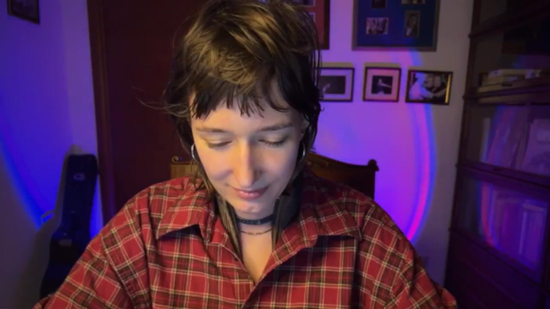 Gallery image thumbnail from LoooneyTunes's myfreecams stream on, 01/28/2026, 18:19 image 7 of 20