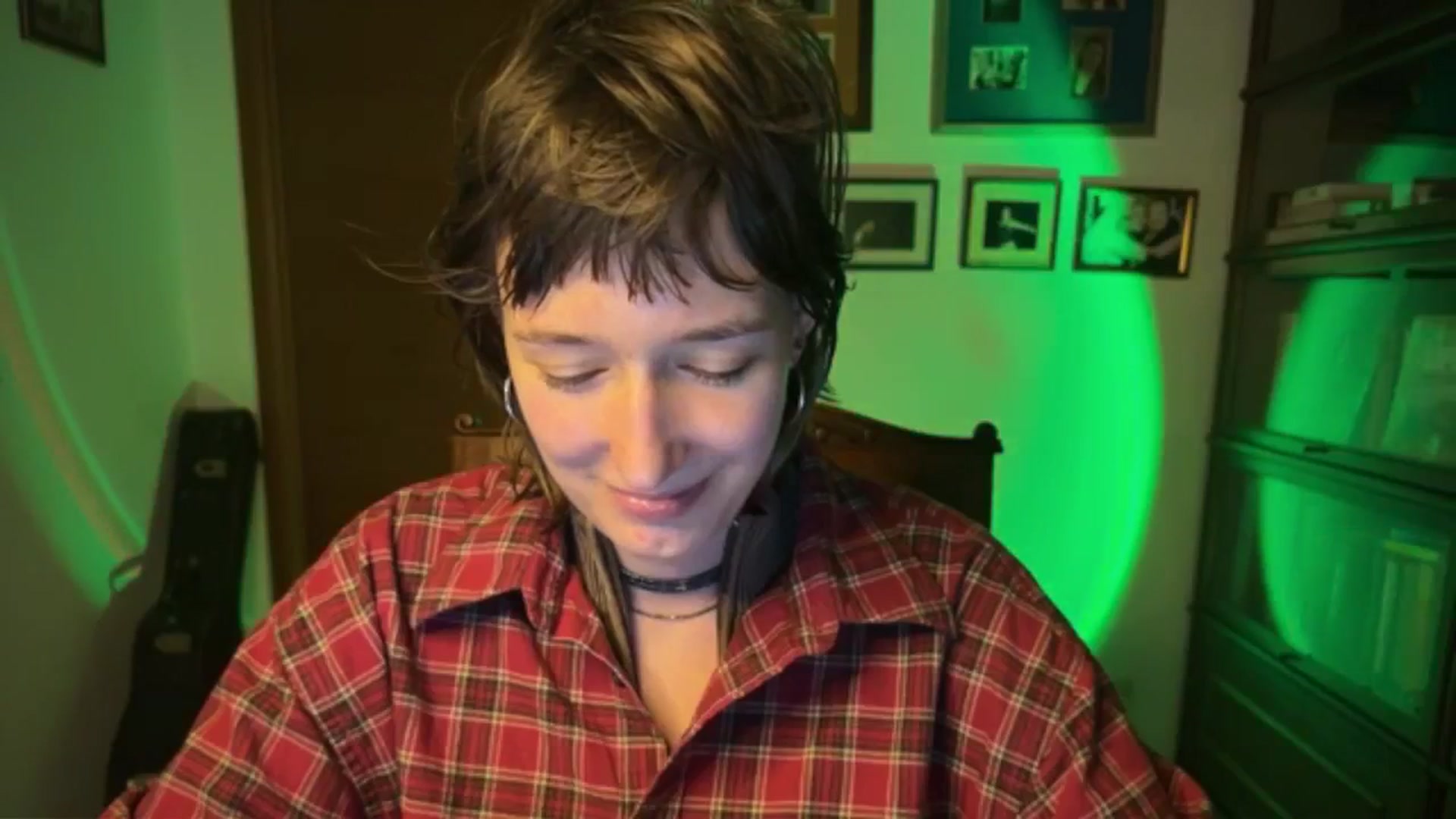 Gallery image thumbnail from LoooneyTunes's myfreecams stream on, 01/28/2026, 18:19 image 6 of 20