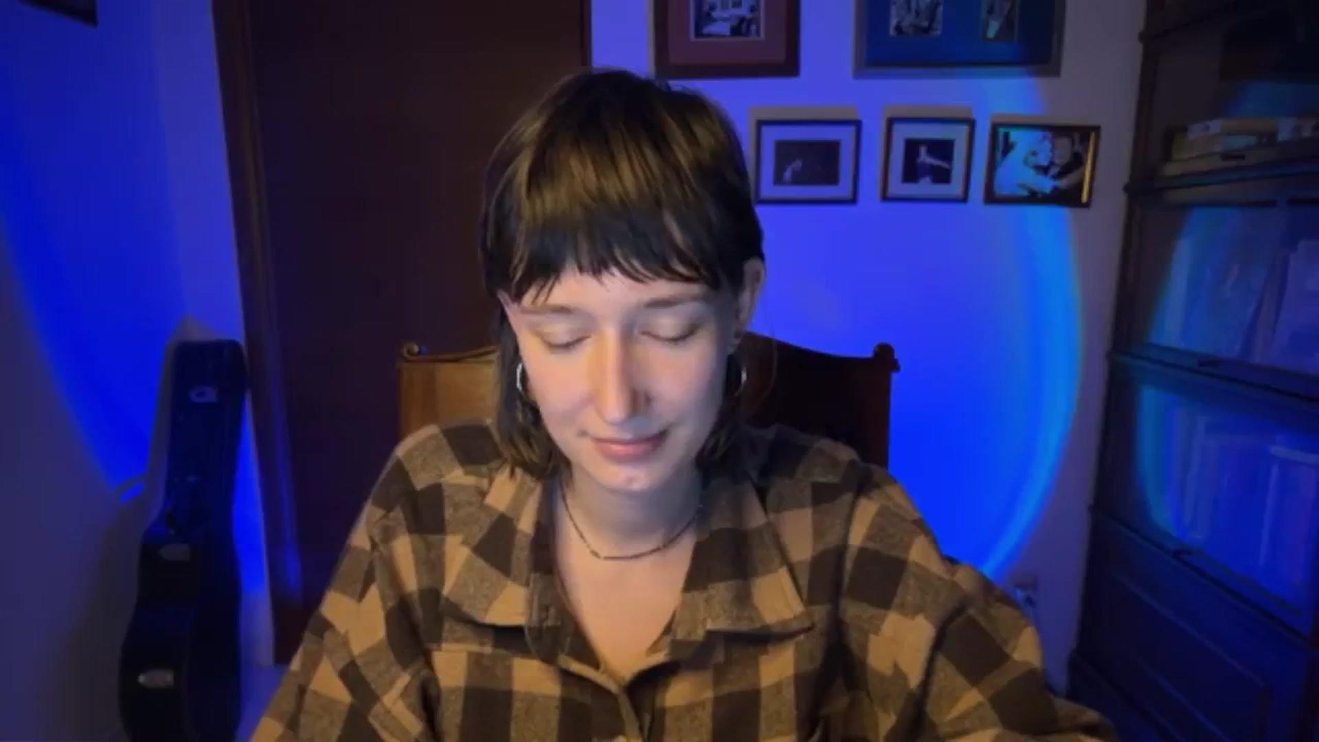 Gallery image thumbnail from LoooneyTunes's myfreecams stream on, 02/05/2026, 17:05 image 7 of 20