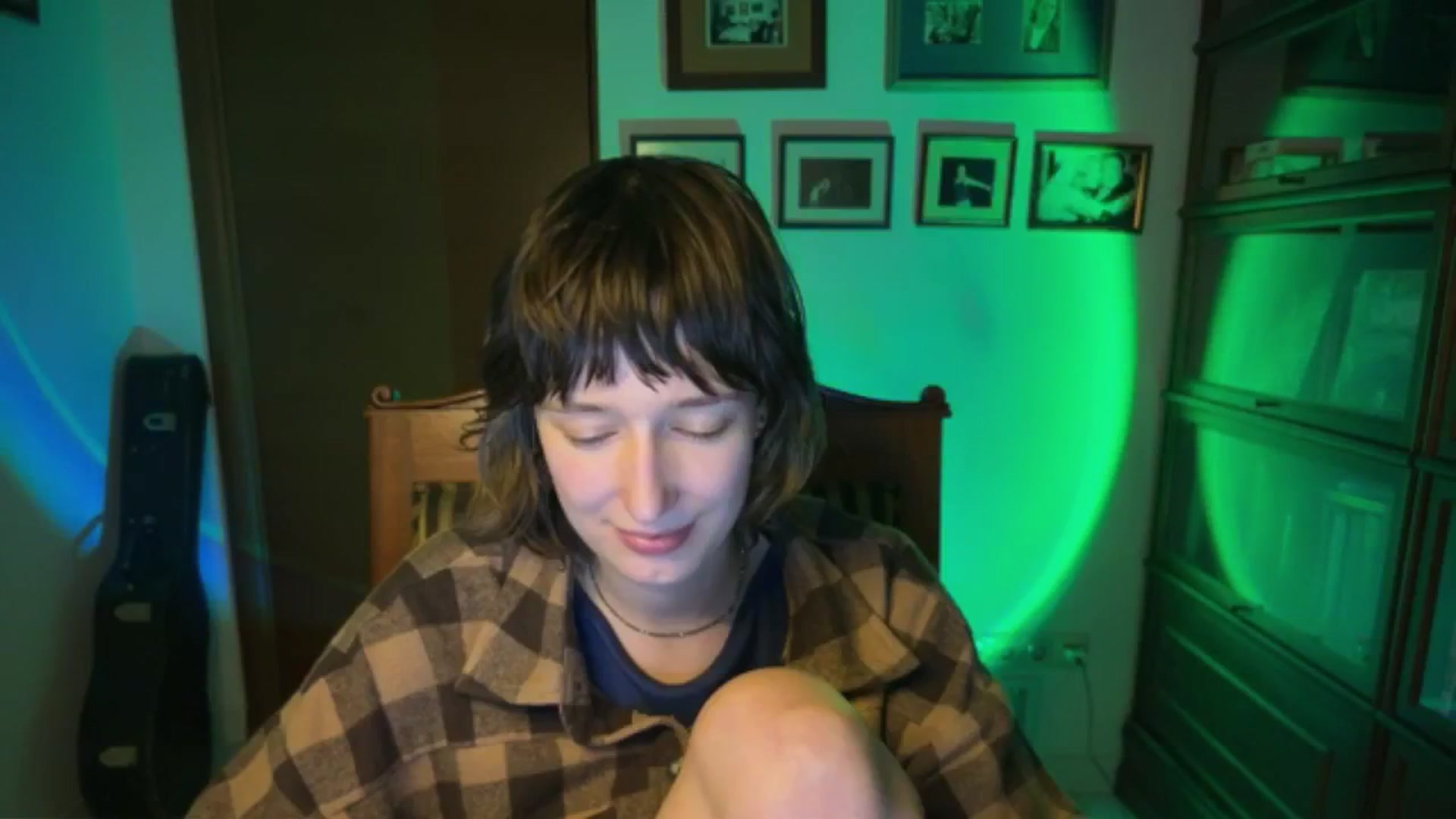 Gallery image thumbnail from LoooneyTunes's myfreecams stream on, 02/09/2026, 24:05 image 20 of 20