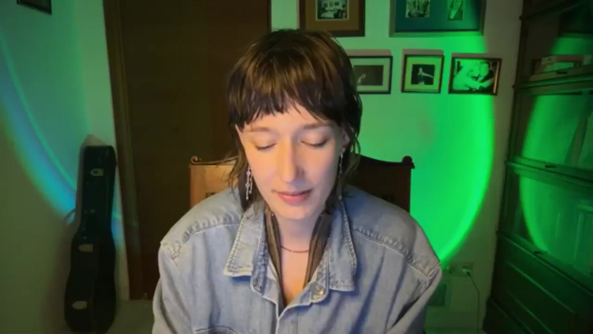 Gallery image thumbnail from LoooneyTunes's myfreecams stream on, 02/09/2026, 15:19 image 19 of 20