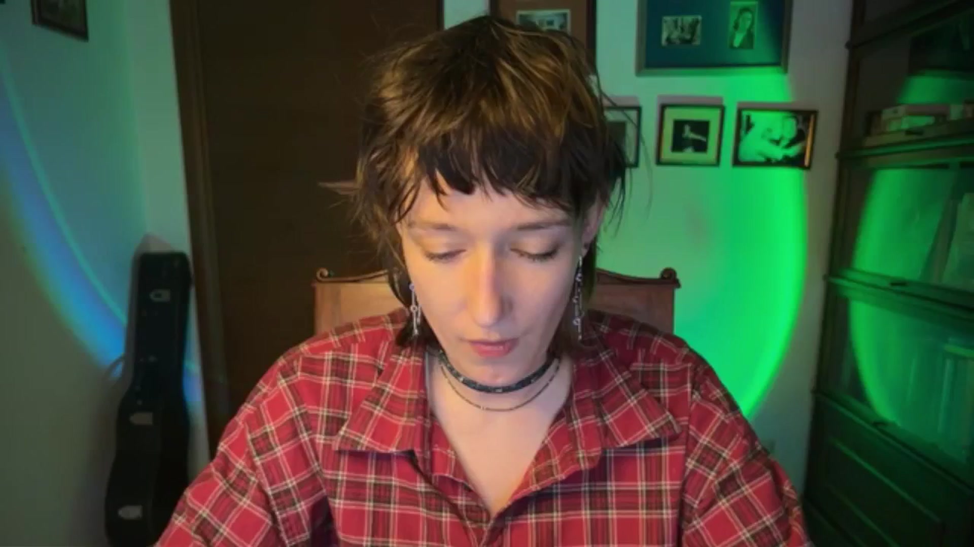 Gallery image thumbnail from LoooneyTunes's myfreecams stream on, 02/10/2026, 15:15 image 7 of 20