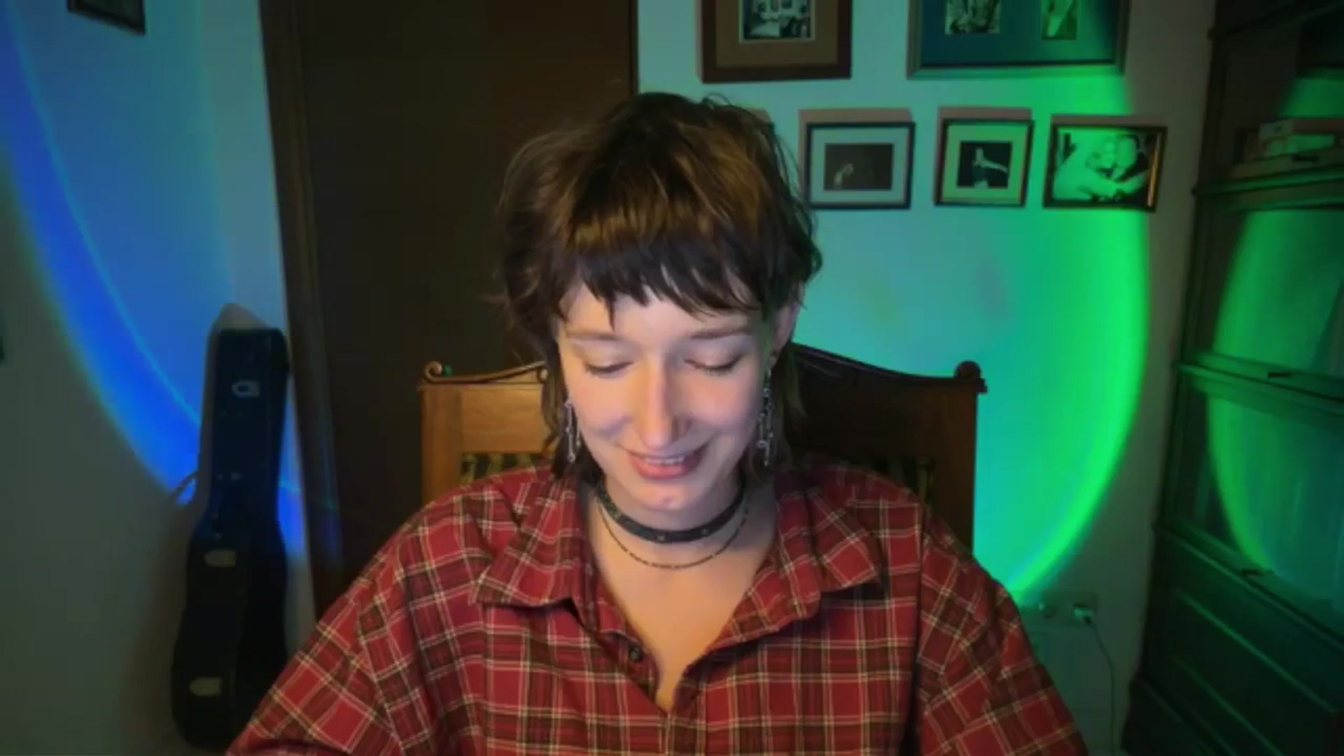 Gallery image thumbnail from LoooneyTunes's myfreecams stream on, 02/10/2026, 22:27 image 17 of 20