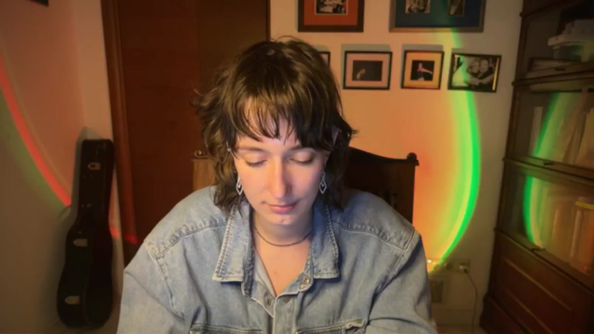 Gallery image thumbnail from LoooneyTunes's myfreecams stream on, 03/03/2026, 23:43 image 16 of 20