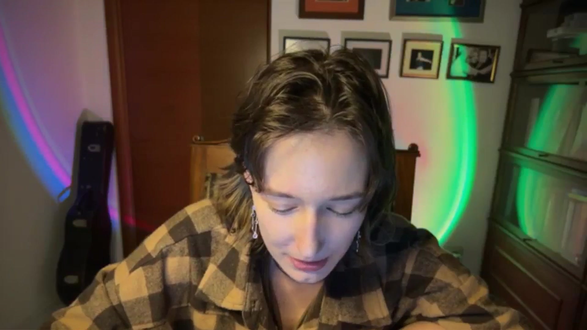 Gallery image thumbnail from LoooneyTunes's myfreecams stream on, 03/06/2026, 20:48 image 8 of 20