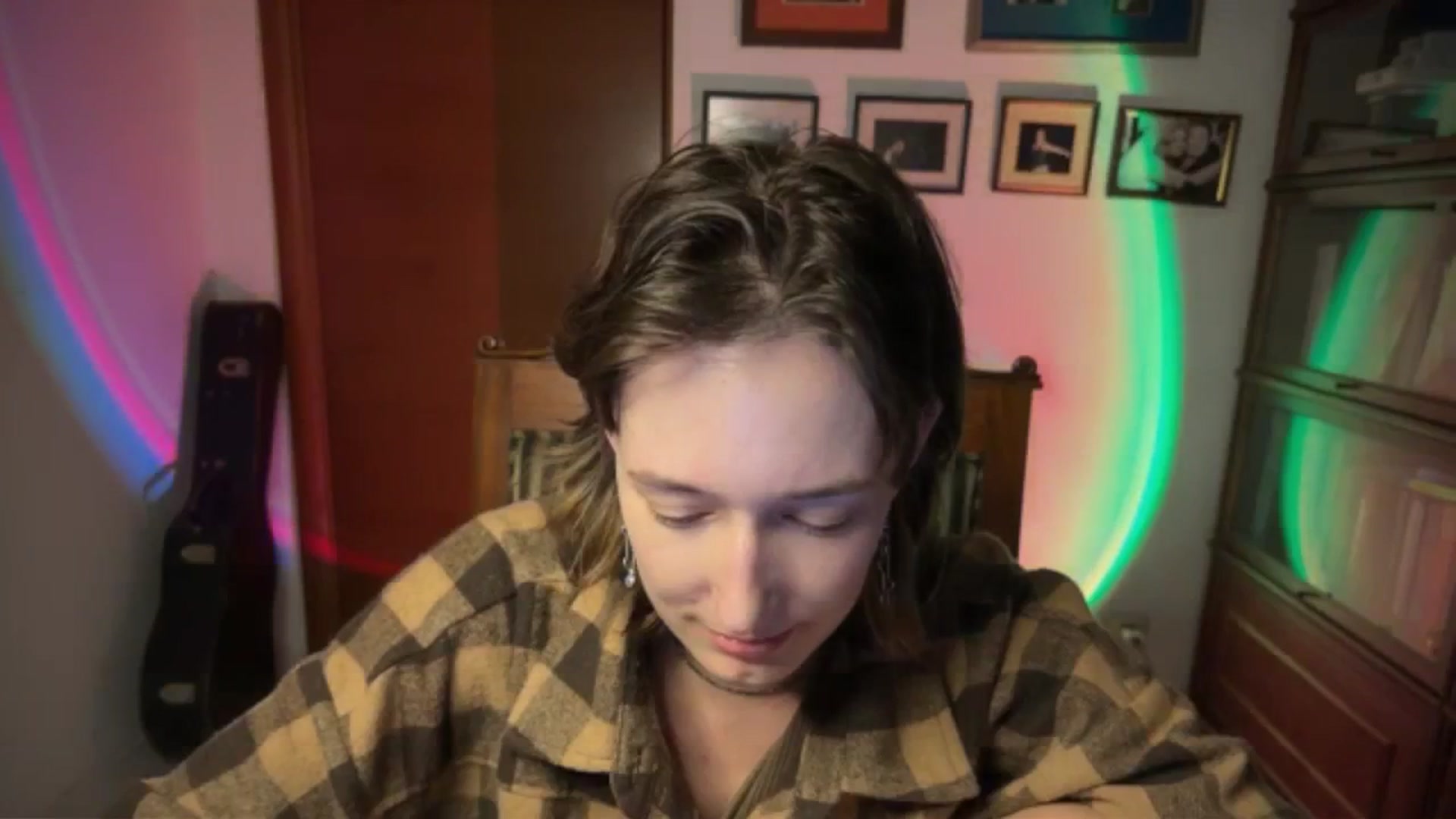 Gallery image thumbnail from LoooneyTunes's myfreecams stream on, 03/06/2026, 20:48 image 16 of 20
