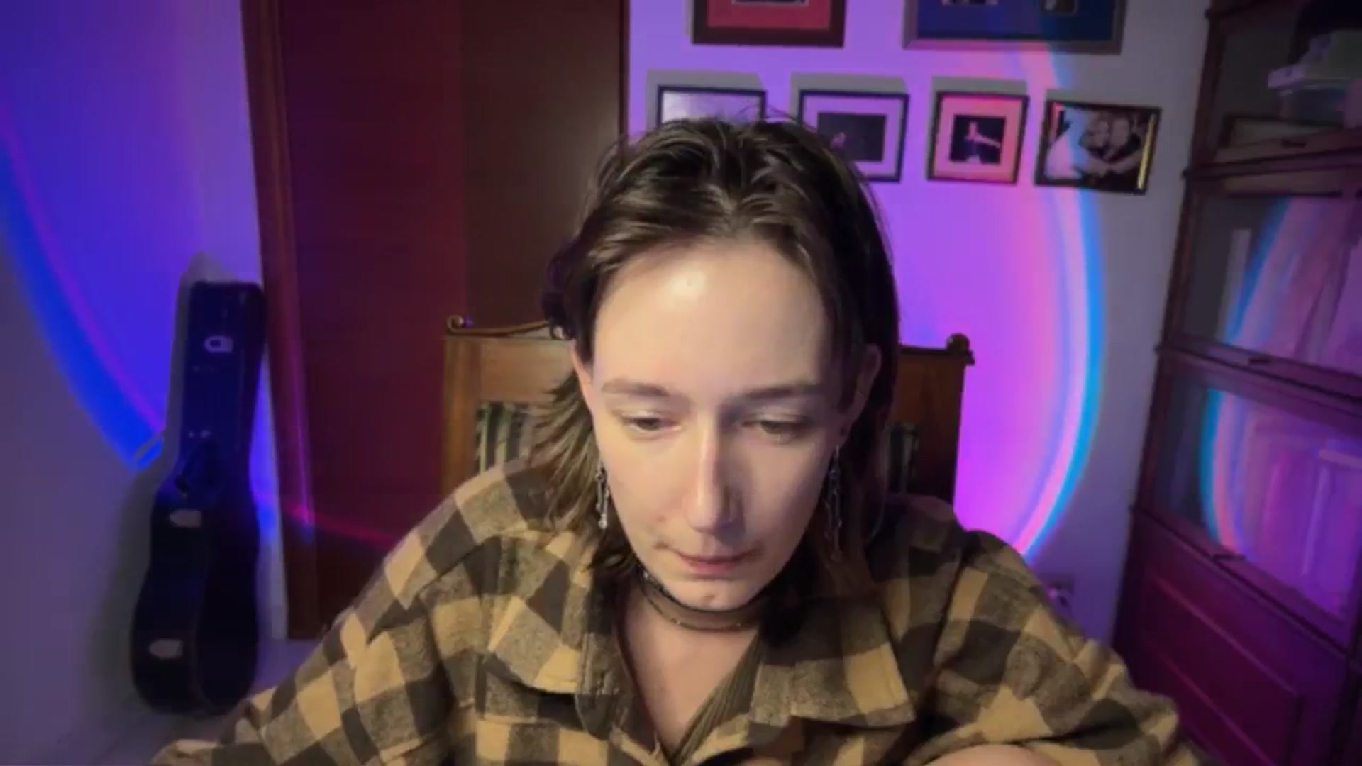 Gallery image thumbnail from LoooneyTunes's myfreecams stream on, 03/06/2026, 20:48 image 15 of 20