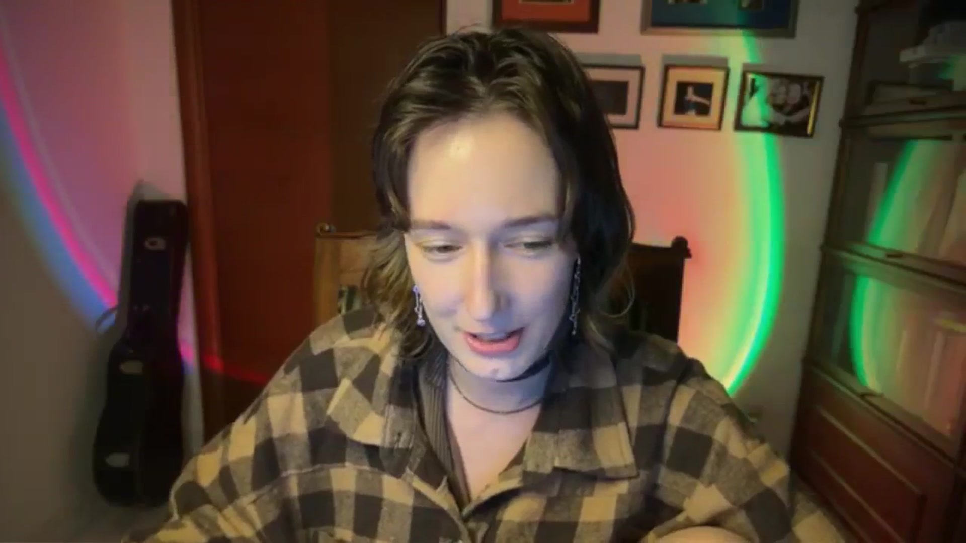 Gallery image thumbnail from LoooneyTunes's myfreecams stream on, 03/06/2026, 20:48 image 3 of 20