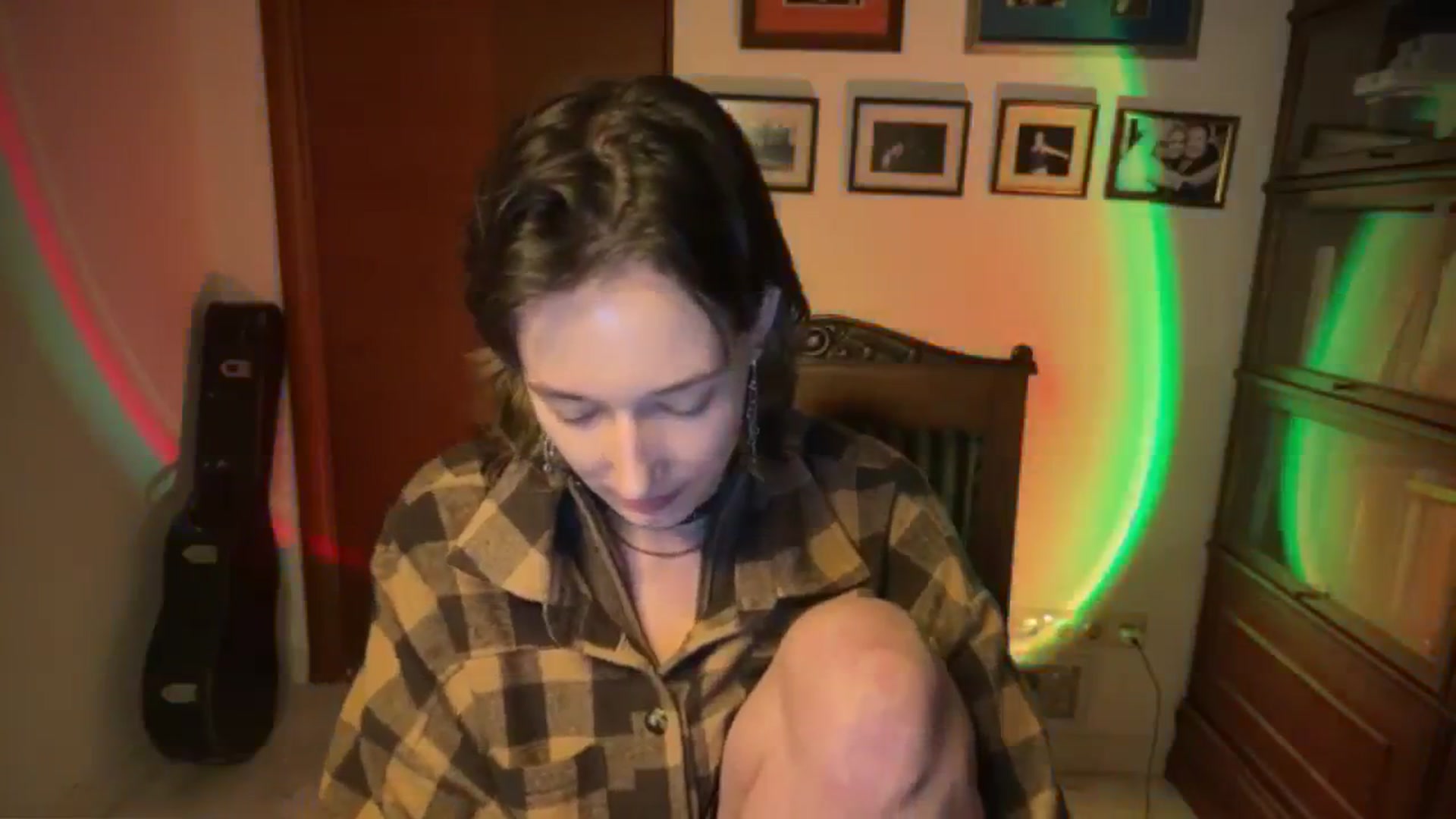 Gallery image thumbnail from LoooneyTunes's myfreecams stream on, 03/06/2026, 22:22 image 7 of 20