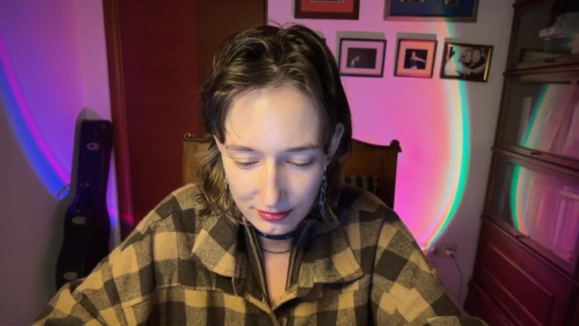 Gallery image thumbnail from LoooneyTunes's myfreecams stream on, 03/06/2026, 22:22 image 17 of 20
