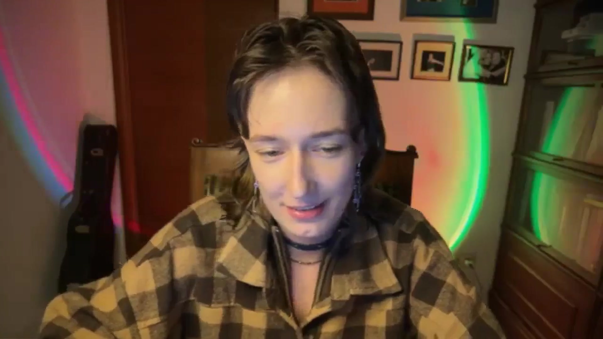 Gallery image thumbnail from LoooneyTunes's myfreecams stream on, 03/06/2026, 22:22 image 10 of 20