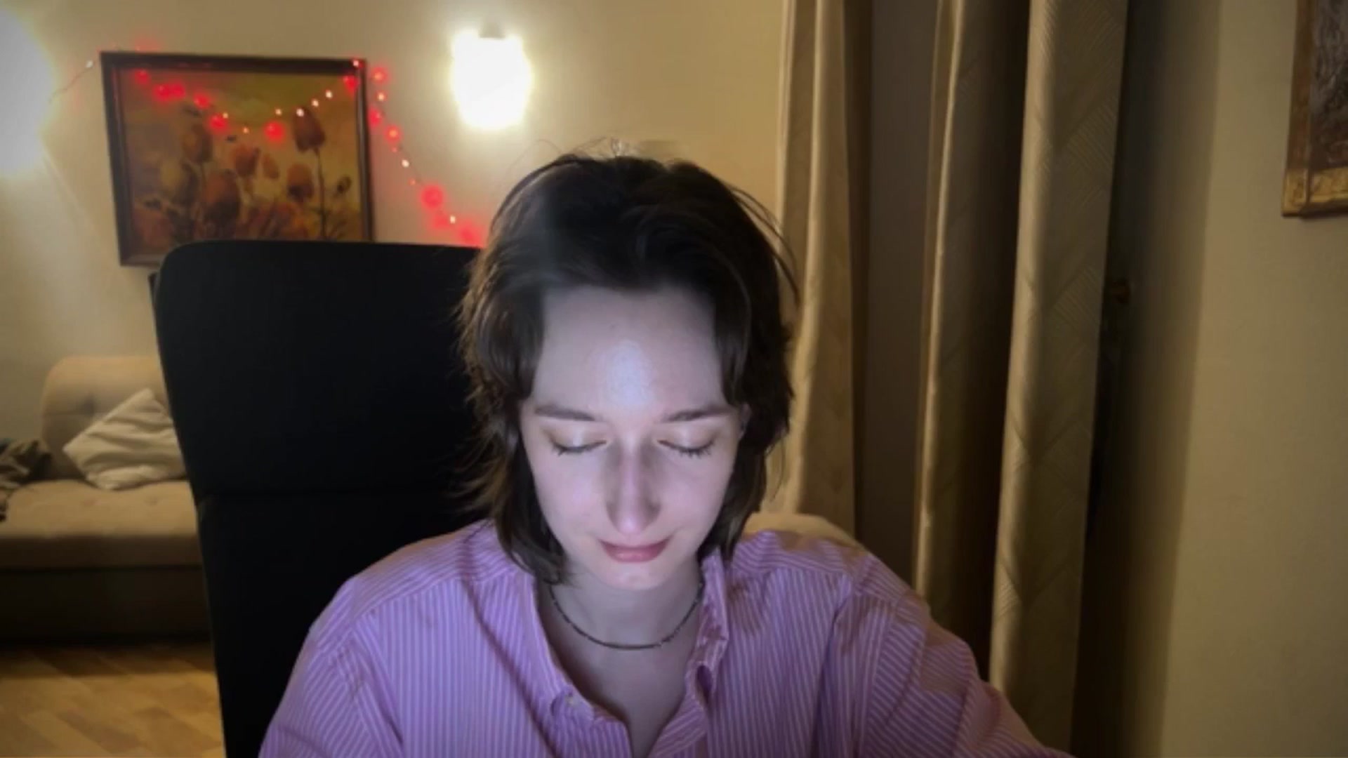 Gallery image thumbnail from LoooneyTunes's myfreecams stream on, 03/11/2026, 24:00 image 14 of 20