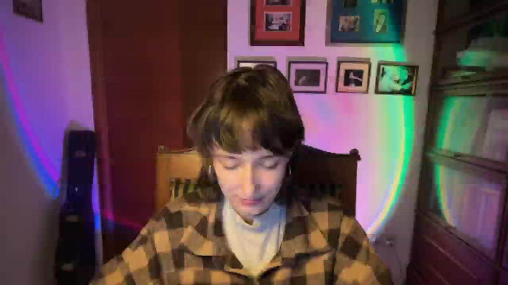 Gallery image thumbnail from LoooneyTunes's myfreecams stream on, 03/15/2026, 24:22 image 11 of 20