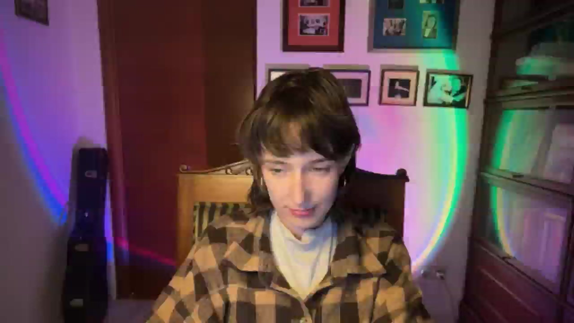 Gallery image thumbnail from LoooneyTunes's myfreecams stream on, 03/15/2026, 24:22 image 10 of 20