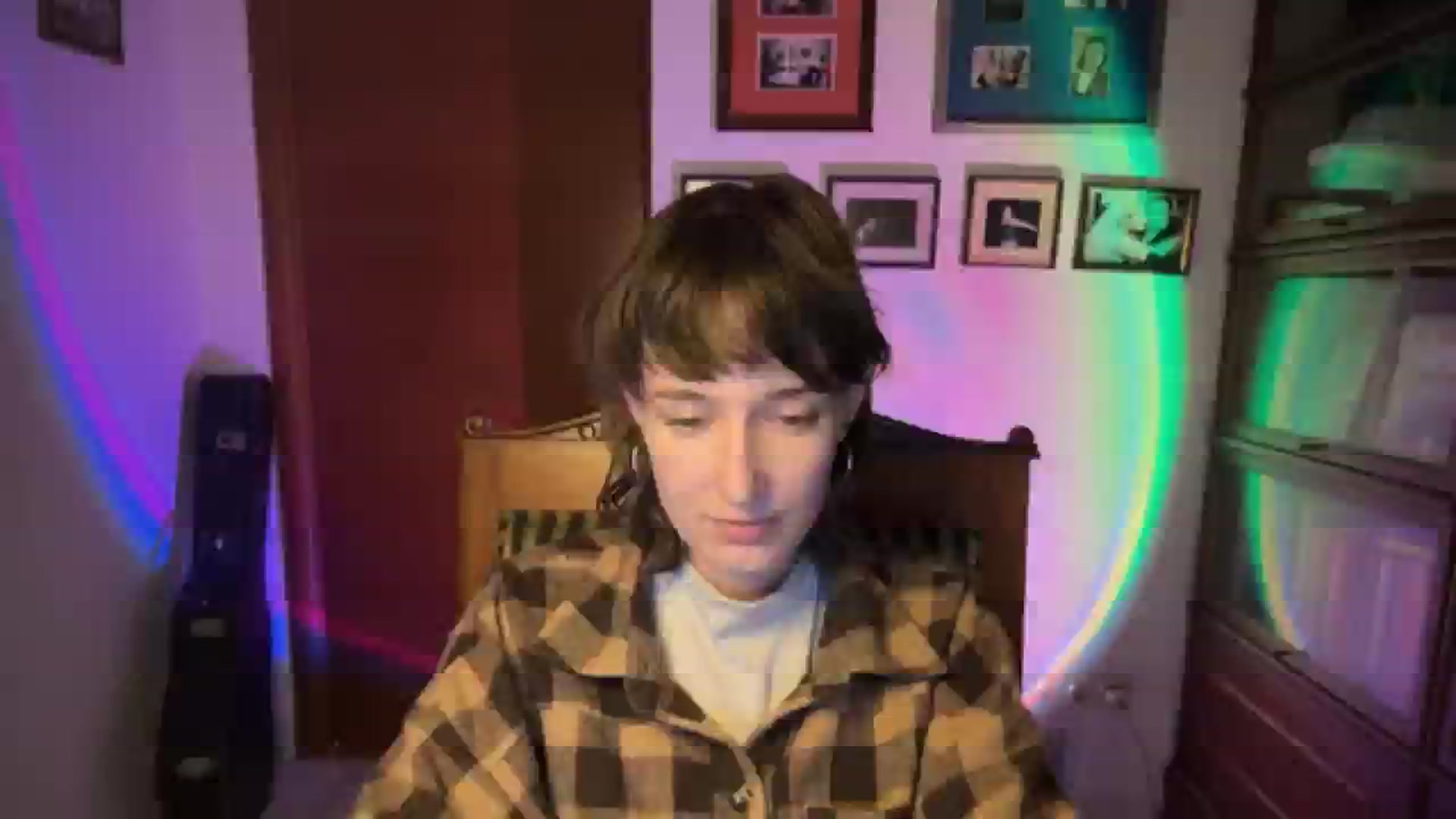 Gallery image thumbnail from LoooneyTunes's myfreecams stream on, 03/15/2026, 24:22 image 3 of 20