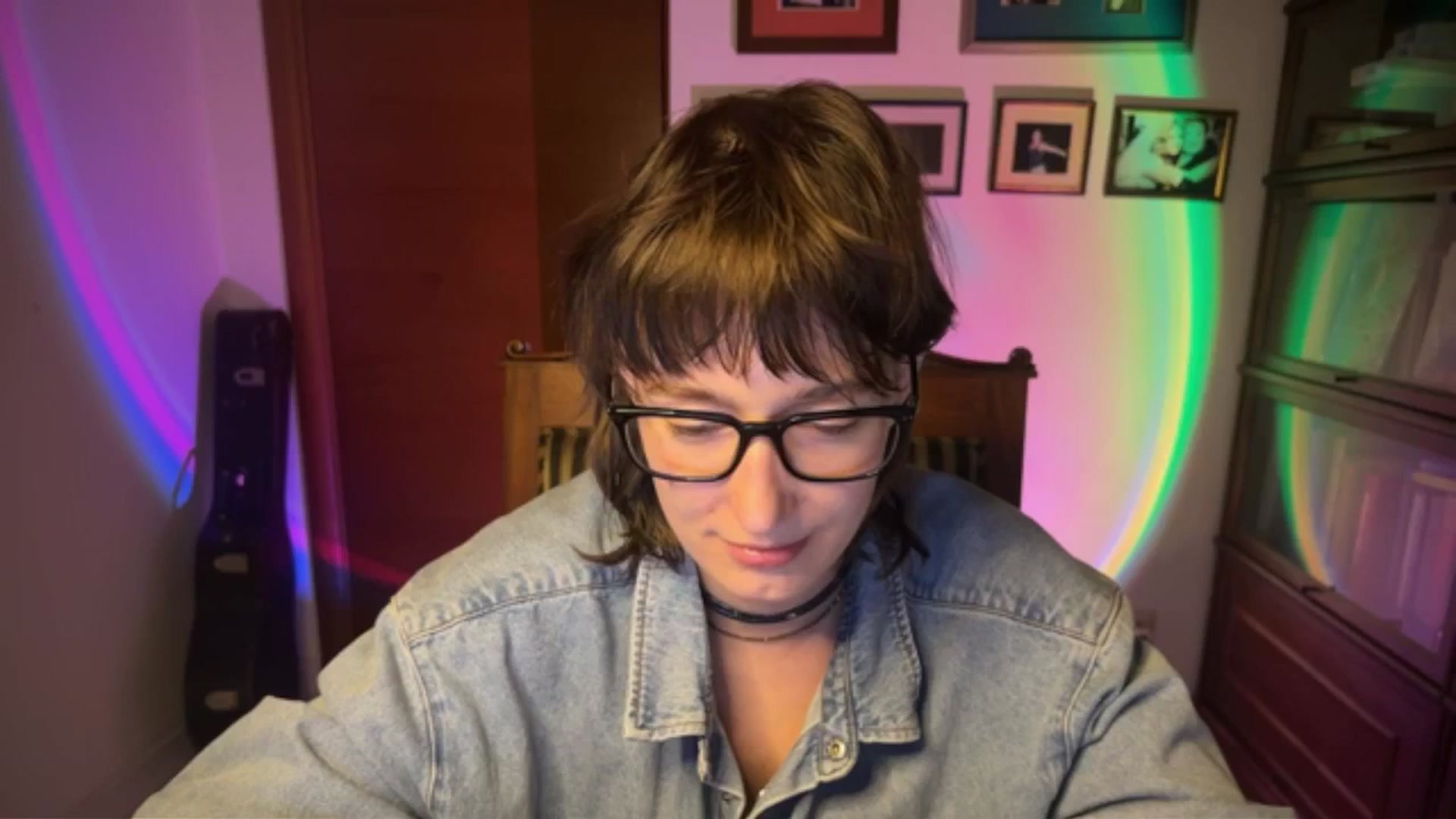 Gallery image thumbnail from LoooneyTunes's myfreecams stream on, 03/15/2026, 23:22 image 18 of 20