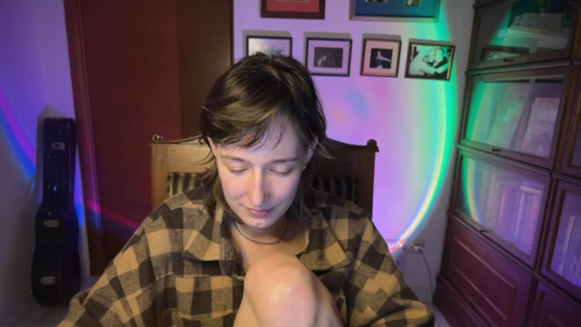 Gallery image thumbnail from LoooneyTunes's myfreecams stream on, 03/18/2026, 20:14 image 2 of 20