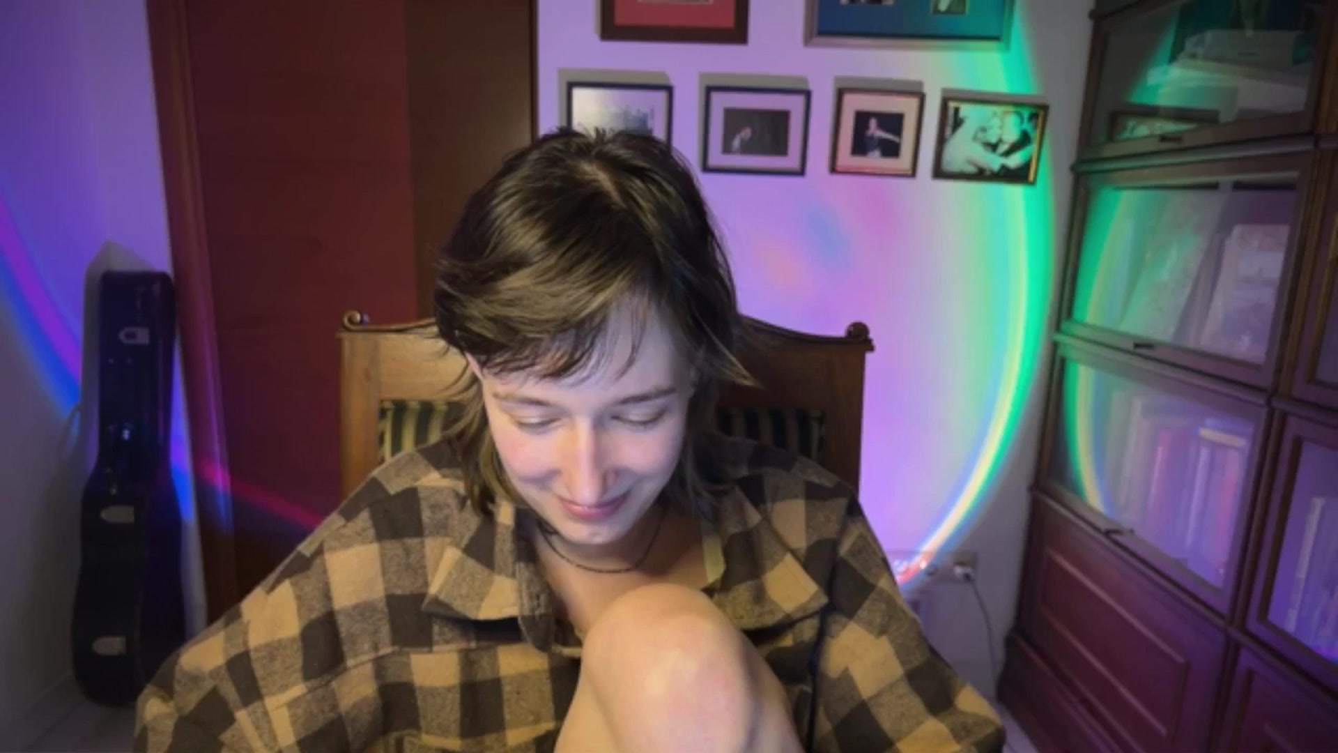 Gallery image thumbnail from LoooneyTunes's myfreecams stream on, 03/18/2026, 20:14 image 8 of 20