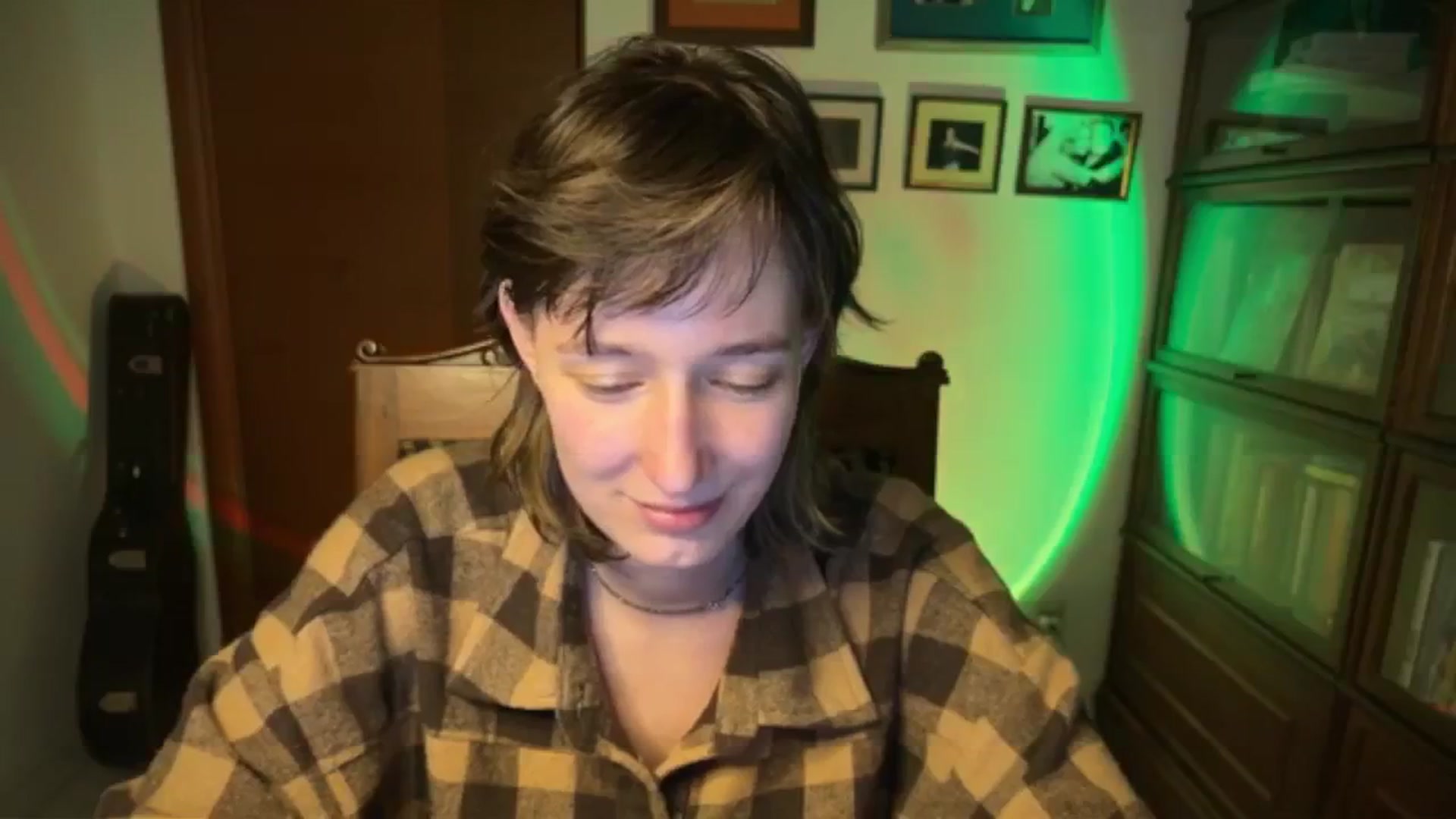 Gallery image thumbnail from LoooneyTunes's myfreecams stream on, 03/18/2026, 23:23 image 11 of 20