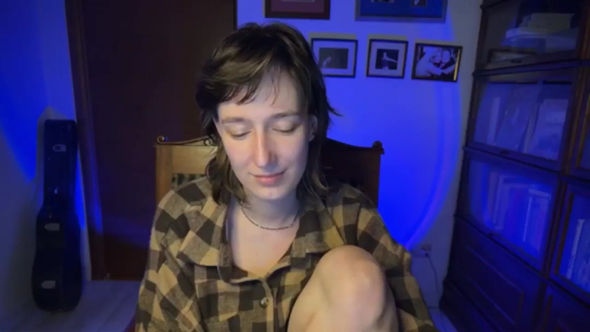 Gallery image thumbnail from LoooneyTunes's myfreecams stream on, 03/18/2026, 23:23 image 17 of 20