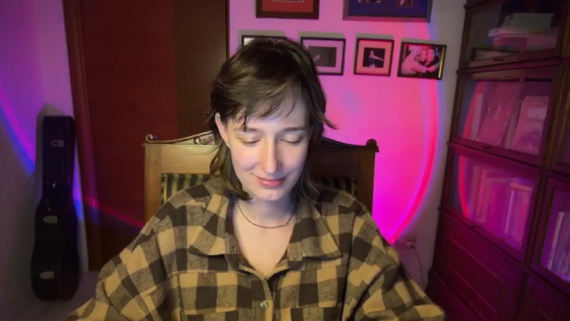 Gallery image thumbnail from LoooneyTunes's myfreecams stream on, 03/18/2026, 23:23 image 7 of 20