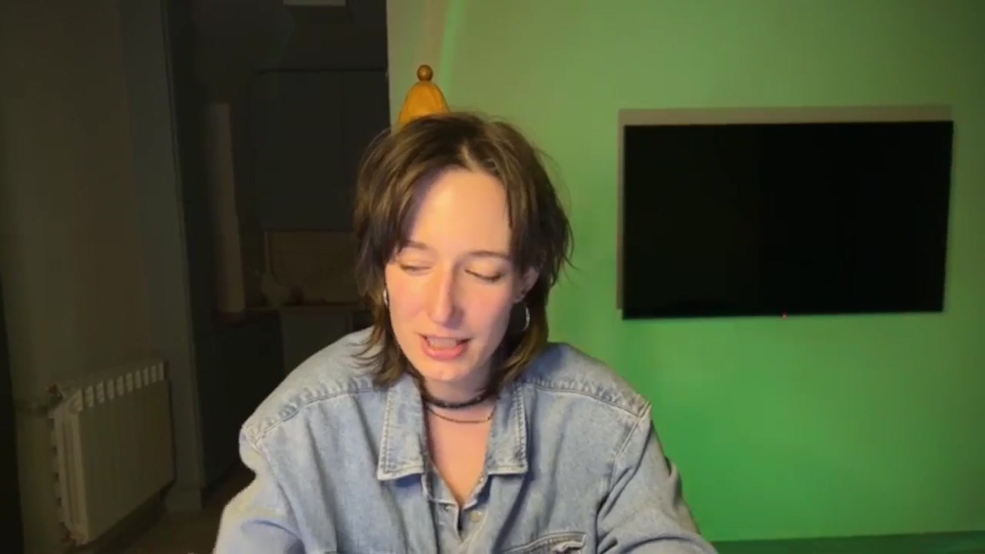 Gallery image thumbnail from LoooneyTunes's myfreecams stream on, 04/07/2026, 23:28 image 8 of 20