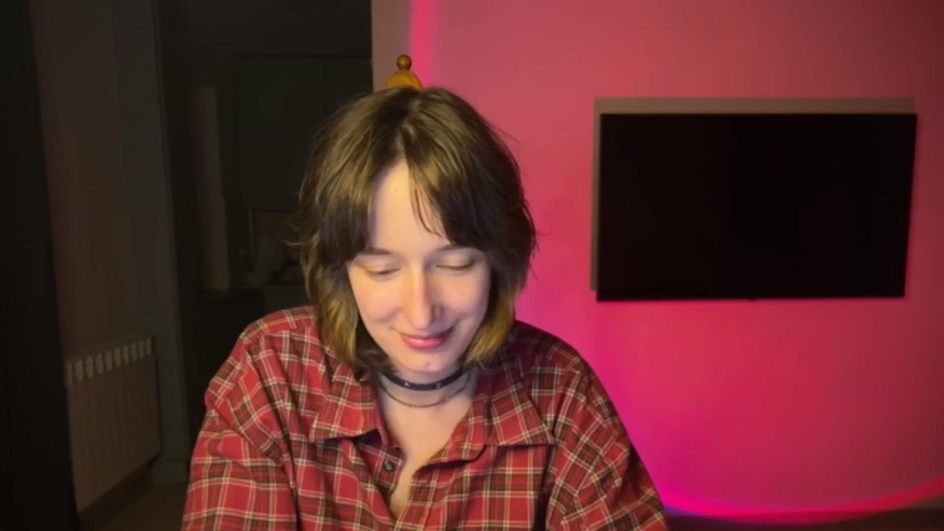 Gallery image thumbnail from LoooneyTunes's myfreecams stream on, 04/09/2026, 23:26 image 6 of 20