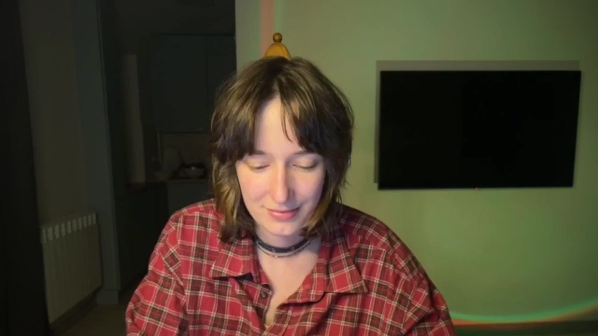Gallery image thumbnail from LoooneyTunes's myfreecams stream on, 04/10/2026, 24:16 image 14 of 20