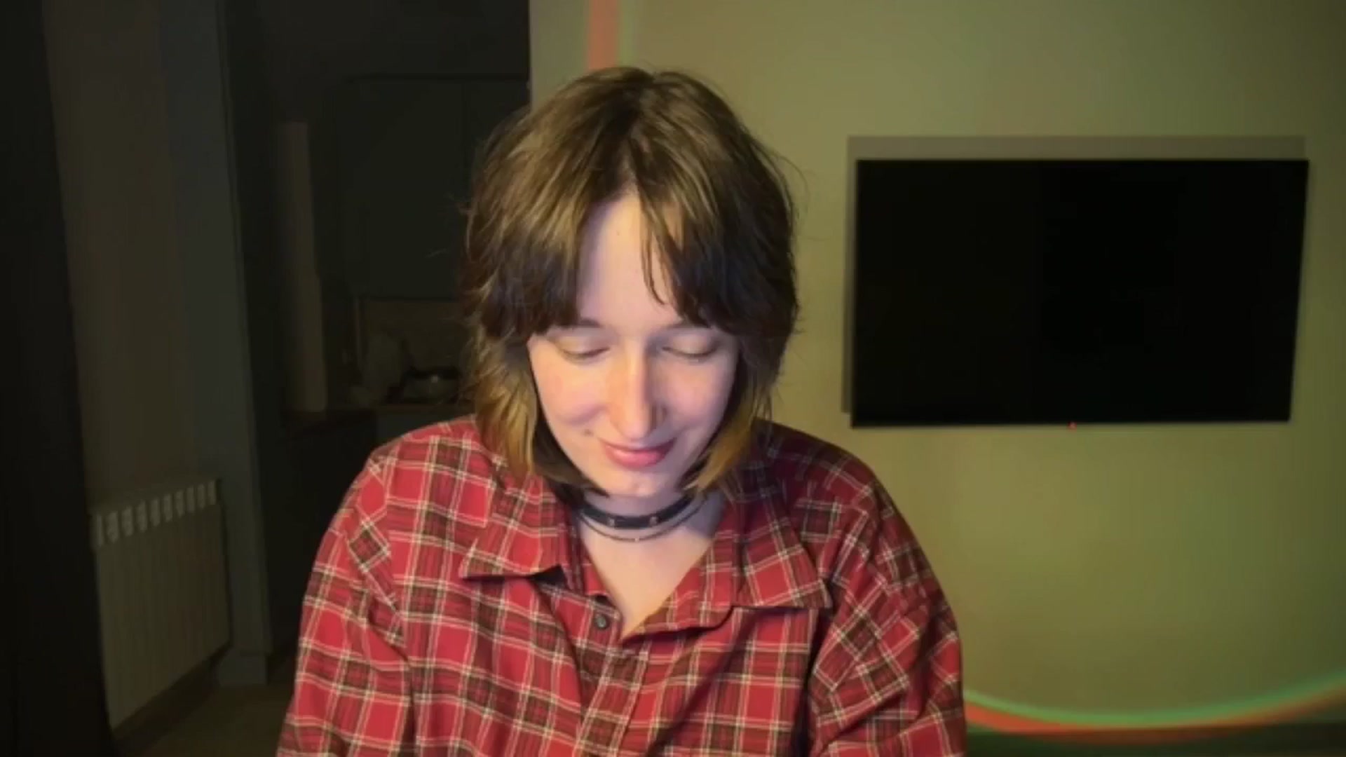 Gallery image thumbnail from LoooneyTunes's myfreecams stream on, 04/10/2026, 24:16 image 5 of 20