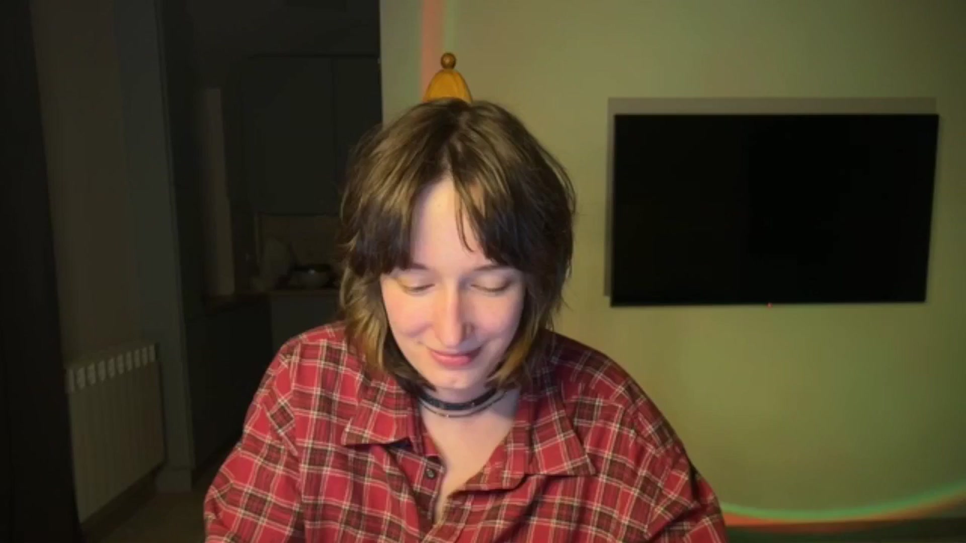 Gallery image thumbnail from LoooneyTunes's myfreecams stream on, 04/10/2026, 24:16 image 8 of 20