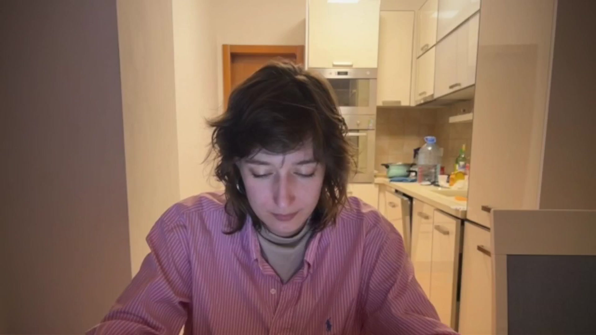 Gallery image thumbnail from LoooneyTunes's myfreecams stream on, 04/18/2026, 24:01 image 18 of 20