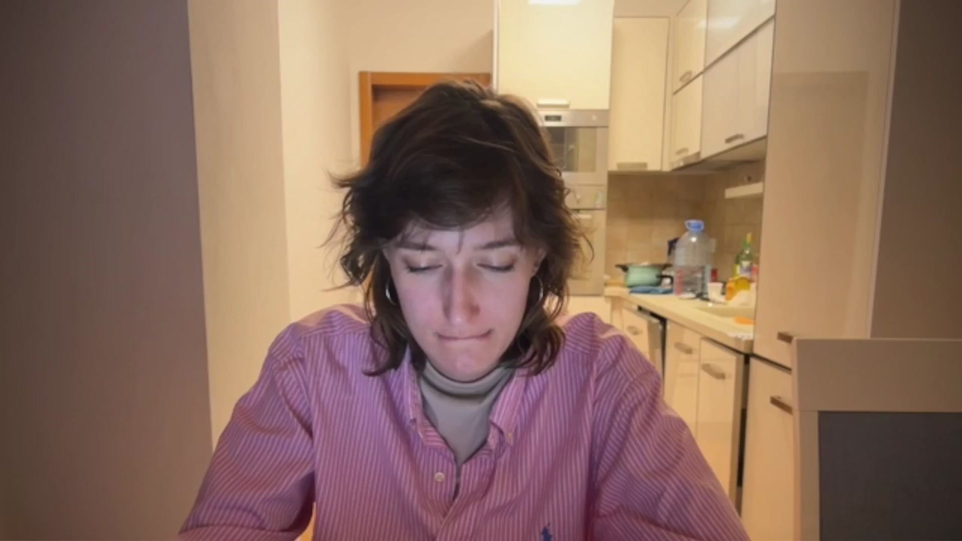 Gallery image thumbnail from LoooneyTunes's myfreecams stream on, 04/18/2026, 24:01 image 14 of 20