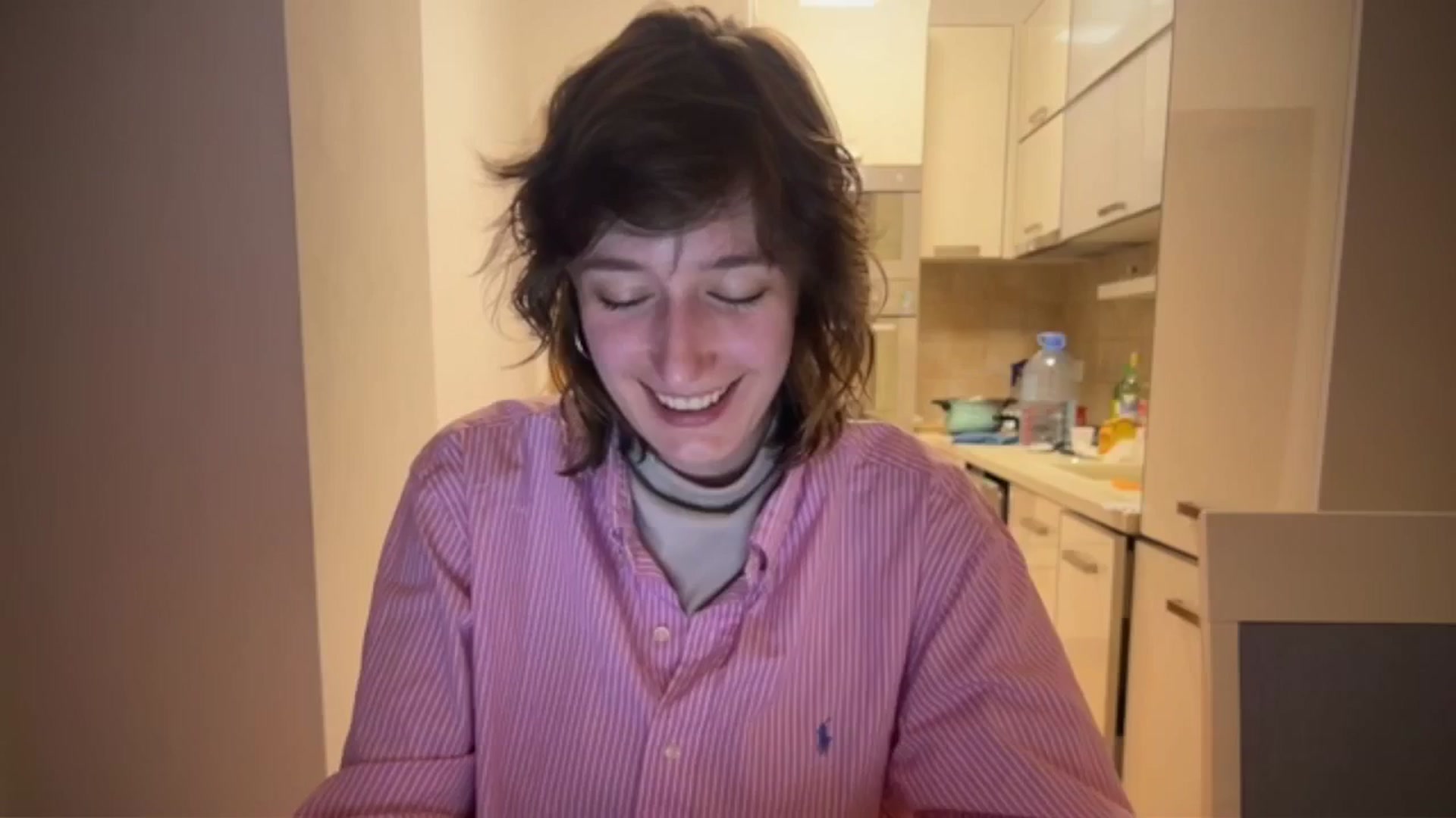 Gallery image thumbnail from LoooneyTunes's myfreecams stream on, 04/18/2026, 24:01 image 17 of 20