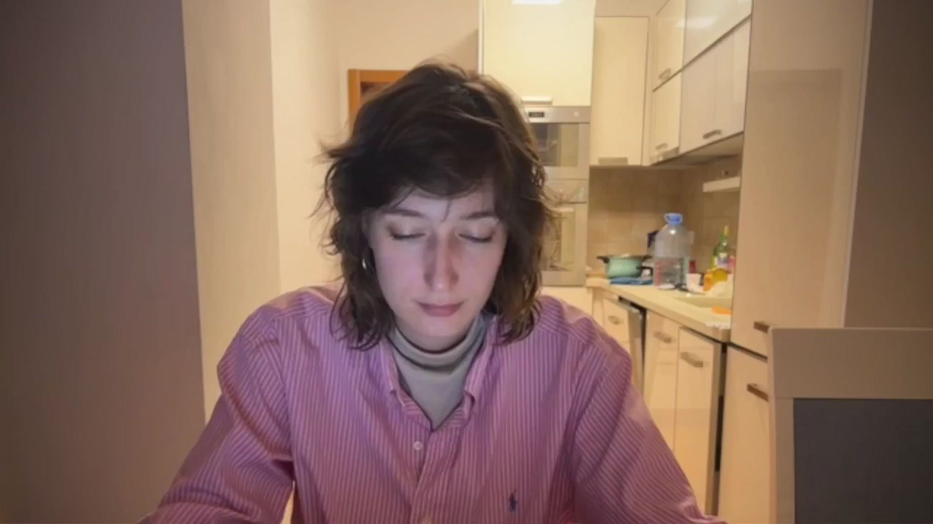 Gallery image thumbnail from LoooneyTunes's myfreecams stream on, 04/18/2026, 24:32 image 19 of 20