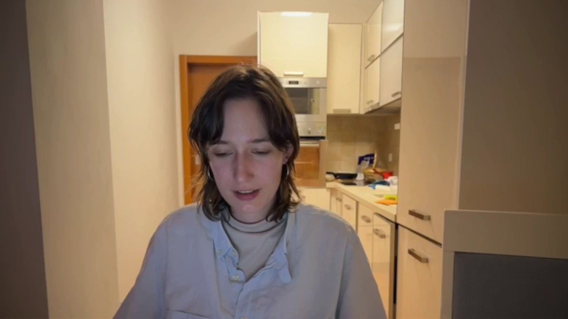 Gallery image thumbnail from LoooneyTunes's myfreecams stream on, 04/22/2026, 24:24 image 16 of 20