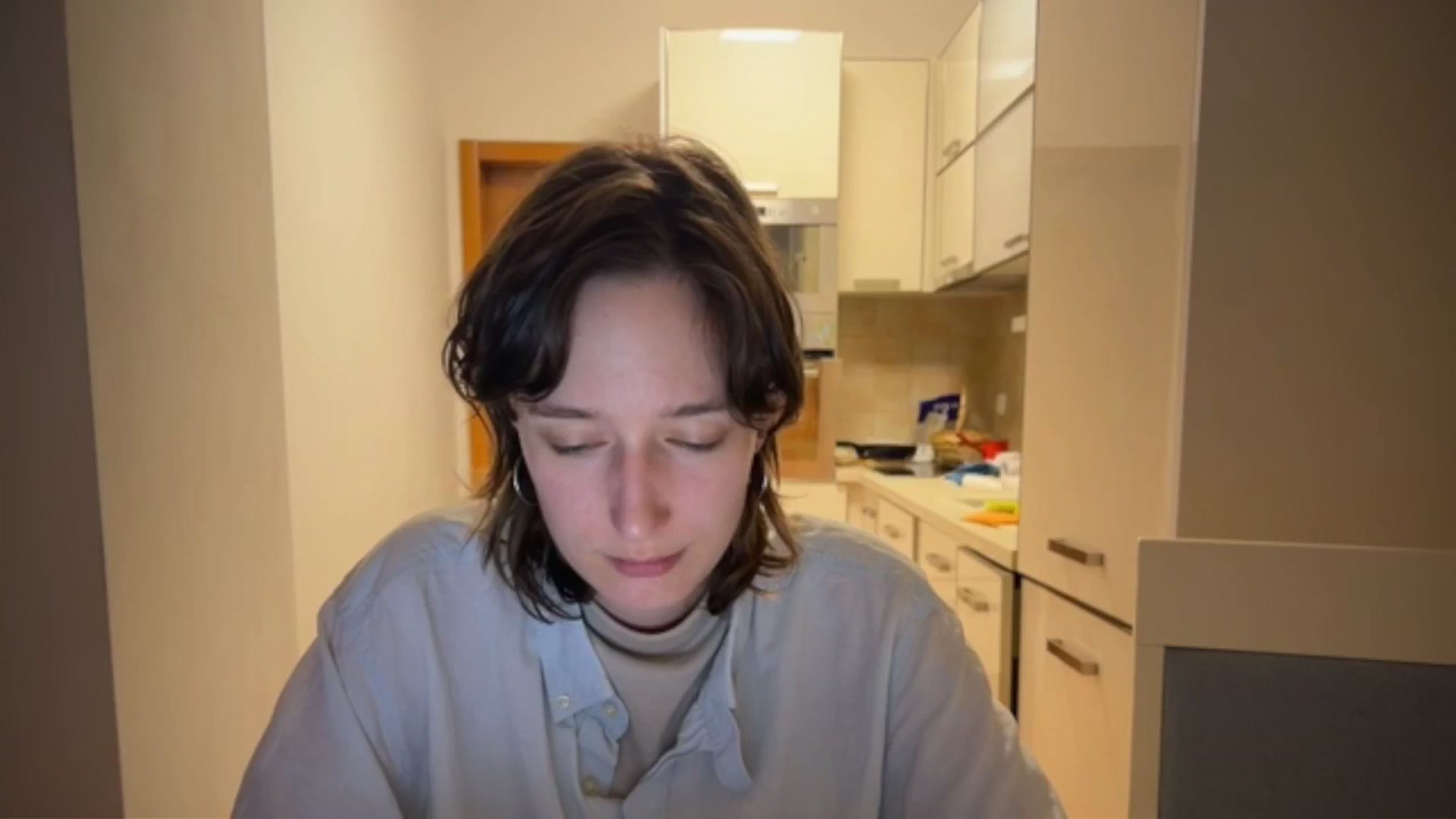 Gallery image thumbnail from LoooneyTunes's myfreecams stream on, 04/22/2026, 24:24 image 14 of 20