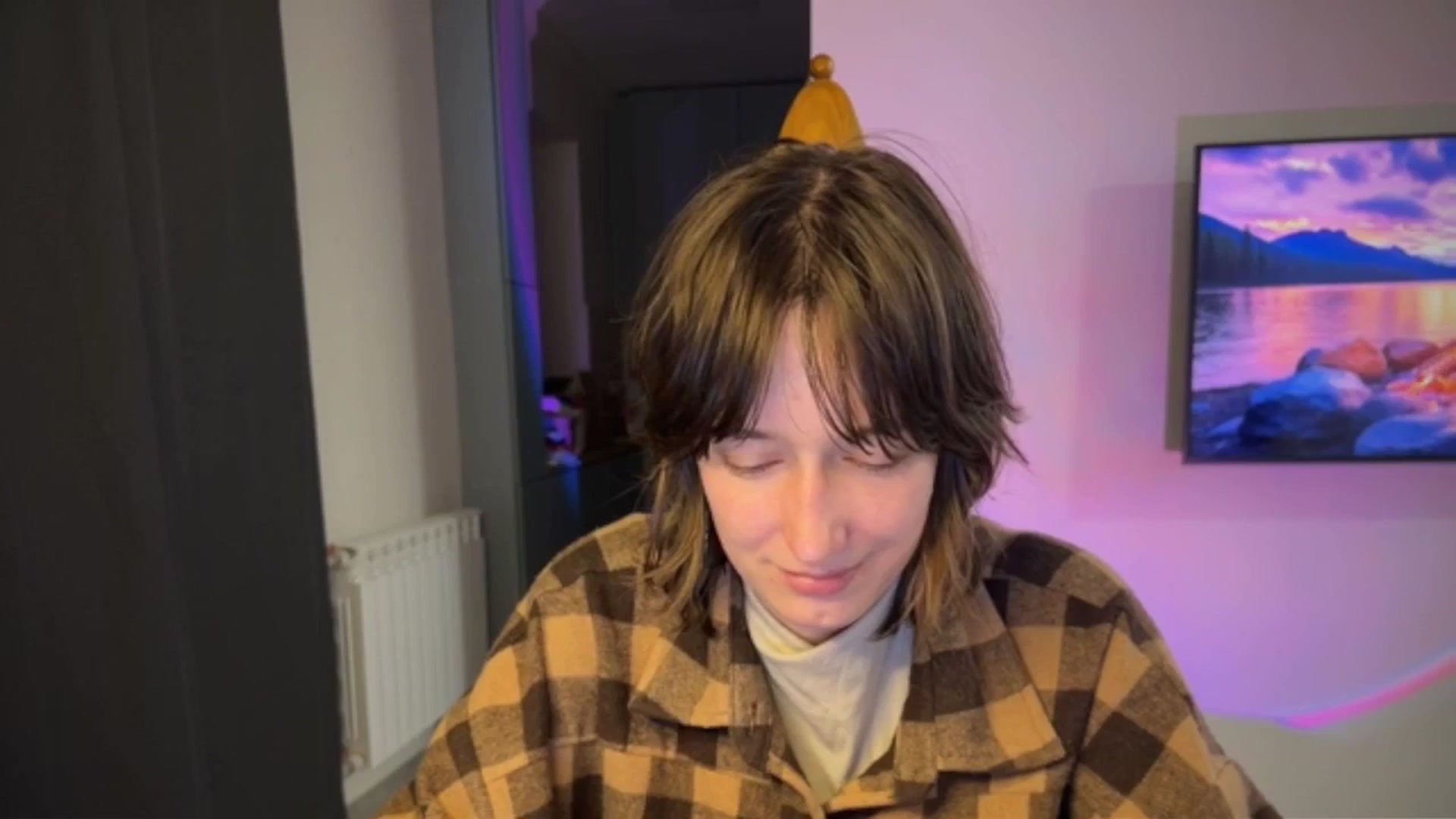 Gallery image thumbnail from LoooneyTunes's myfreecams stream on, 04/27/2026, 18:22 image 14 of 20