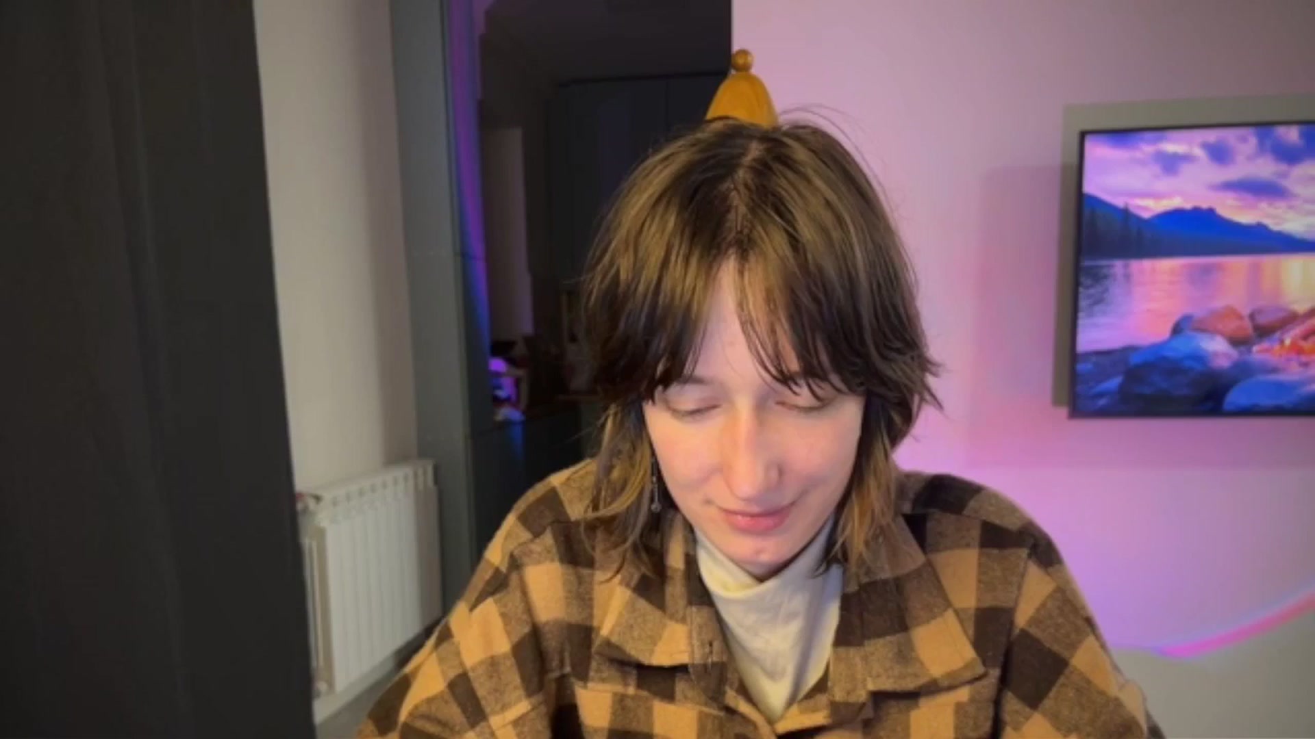 Gallery image thumbnail from LoooneyTunes's myfreecams stream on, 04/27/2026, 18:22 image 19 of 20