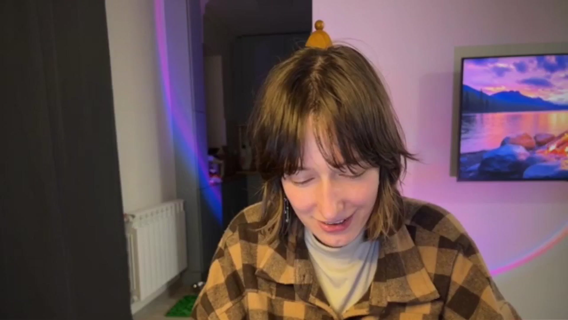Gallery image thumbnail from LoooneyTunes's myfreecams stream on, 04/27/2026, 19:35 image 20 of 20