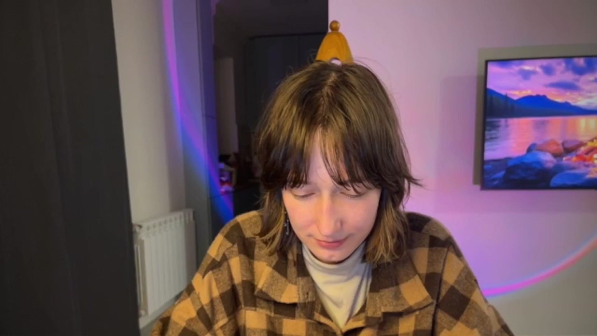 Gallery image thumbnail from LoooneyTunes's myfreecams stream on, 04/27/2026, 19:35 image 16 of 20