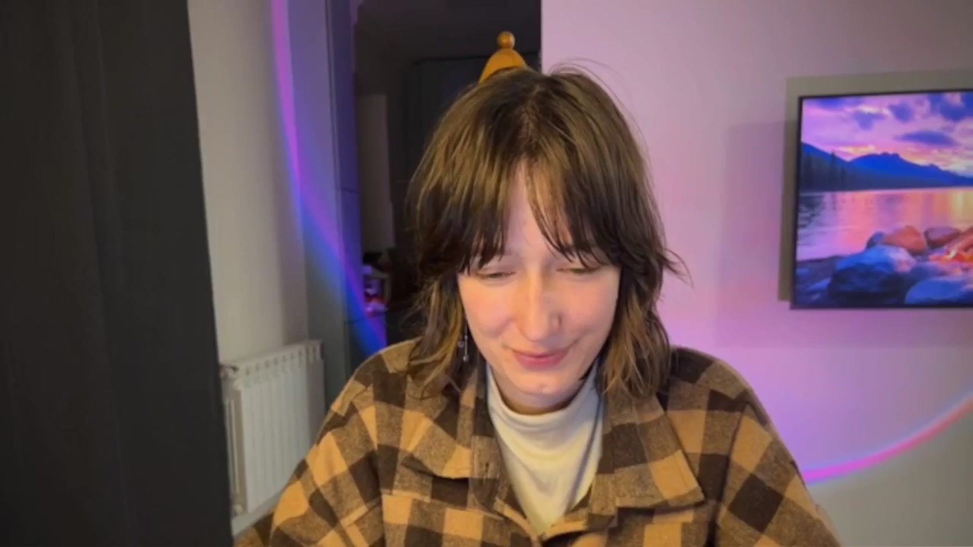 Gallery image thumbnail from LoooneyTunes's myfreecams stream on, 04/27/2026, 19:35 image 5 of 20