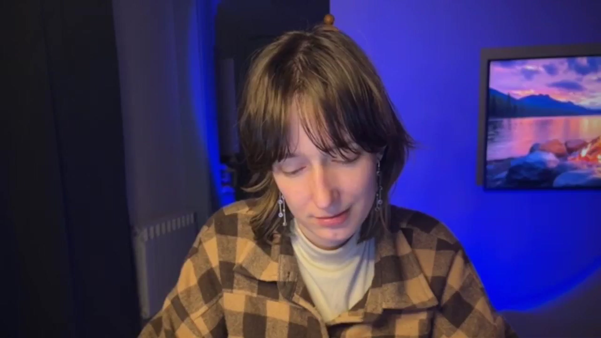 Gallery image thumbnail from LoooneyTunes's myfreecams stream on, 04/27/2026, 20:38 image 20 of 20