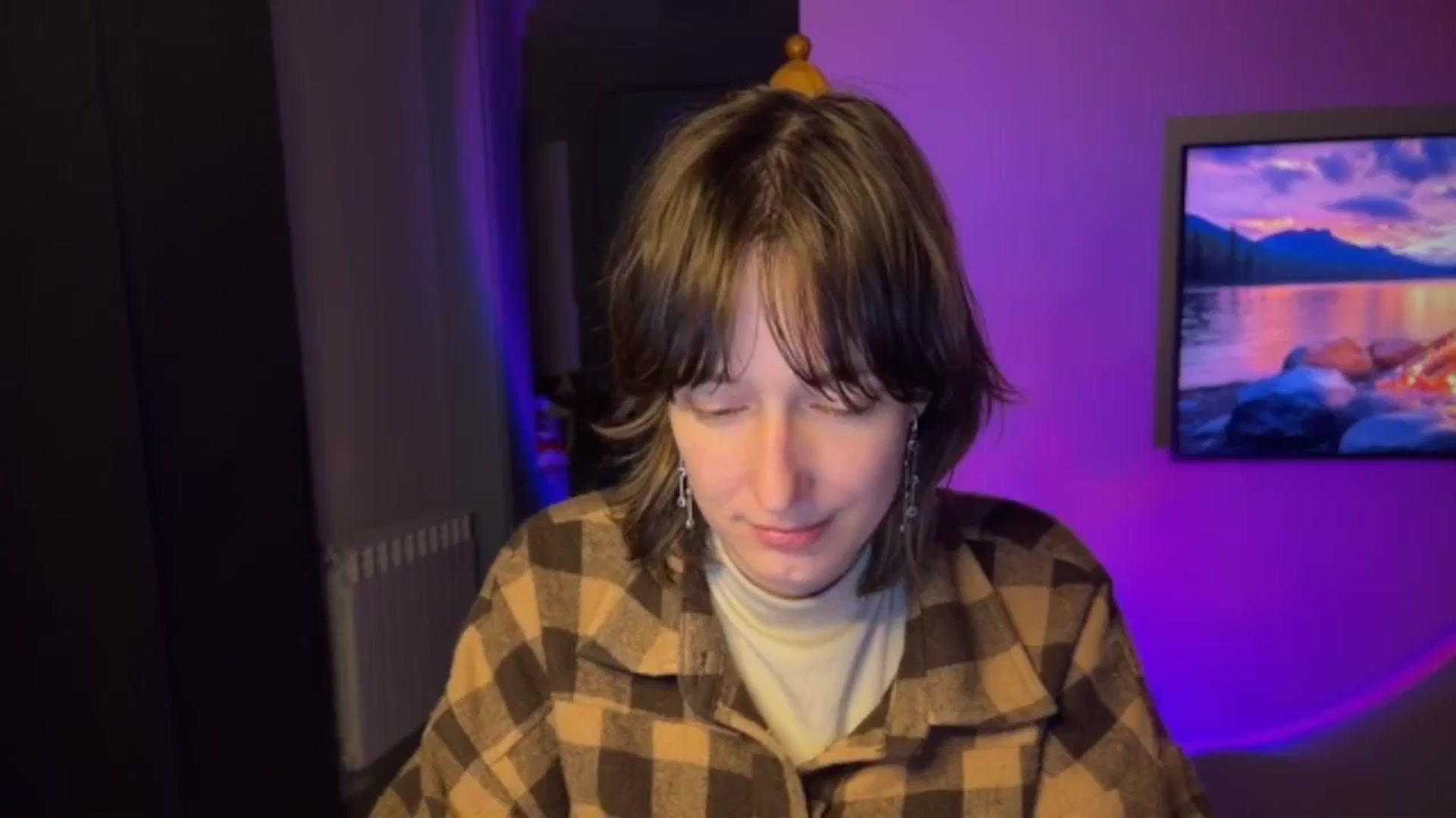 Gallery image thumbnail from LoooneyTunes's myfreecams stream on, 04/27/2026, 20:38 image 18 of 20